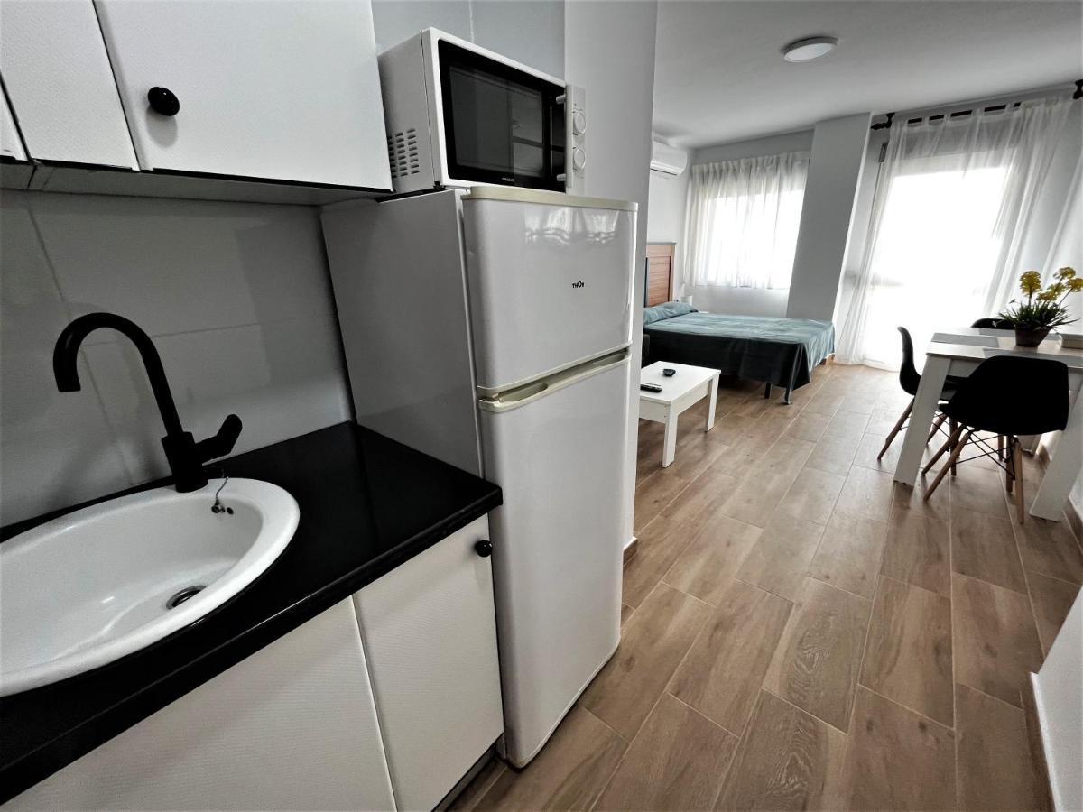 Ver7 - Estudio, Wifi, Fire Stick Amazon, Terraza, Vistas Al Mar, Piscina Torremolinos Exterior foto